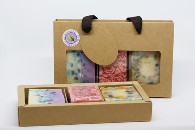 Custom Bath Bomb Boxes - A Cost-Effective Way to Stay Organized