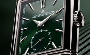 The New Jaeger-LeCoultre Reverso Tribute Small Seconds 2021 Is Cloaked in Green