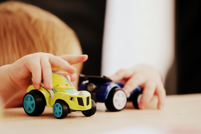 A Brief Introduction to Kid's Electric Cars with Remote 