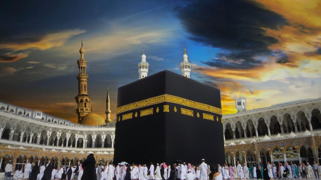 People offering Umrah around kaaba - endorsing Umrah deals available for pilgrimage to this holy destination